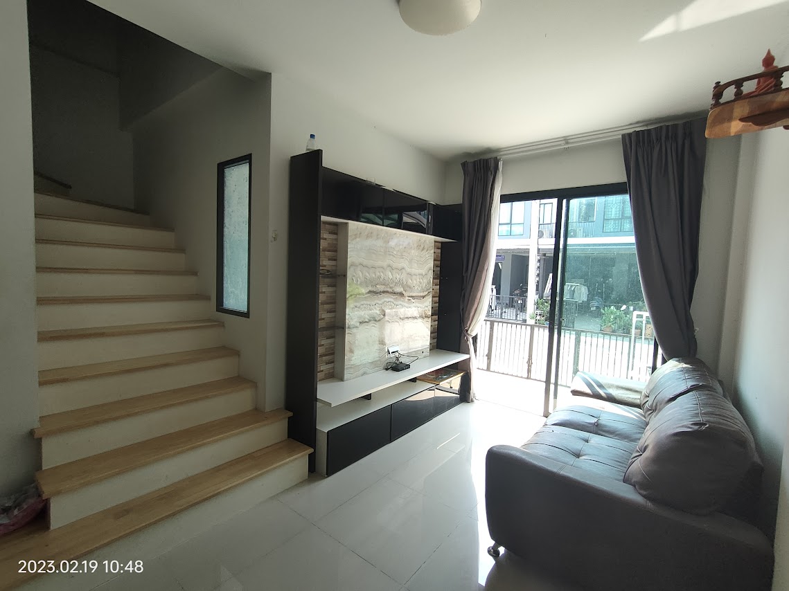 ให้เช่าทาวน์โฮมส์  เดอะธาม  อ่อนนุช มอเตอร์เวย์ ลาดกระบัง ใกล้ โรบินสัน