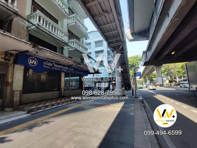 ให้เช่าตึกคู่ติดรถไฟฟ้า BTS สะพานควาย โฮมออฟฟิศ สำนักงาน 800 ตรม ห้องมุม พร้อมที่จอดรถ