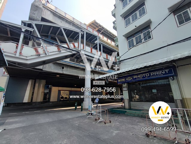 ให้เช่าตึกคู่ติดรถไฟฟ้า BTS สะพานควาย โฮมออฟฟิศ สำนักงาน 800 ตรม ห้องมุม พร้อมที่จอดรถ