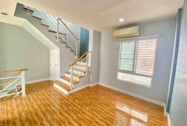 POR2245 ให้เช่า ทาวน์โฮม 3 ชั้น โครงการ บ้านกลางเมืองลาดพร้าว 101 แยก 38