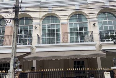 ให้เช่าทาวน์โฮมส์ 3 ชั้น พลัสซิตี้พาร์ค เกษตร นวมินทร์ Plus City Park Kasert Nawamin