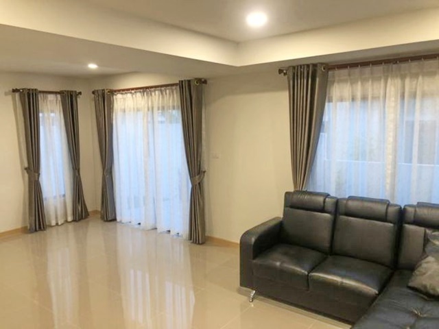 ตลาดเทพจินดา ถูกสุดใน3 โลก ให้เช่าบ้านเดี่ยว 3นอน 40 ตรว. เฟอร์ครบ! 178 ตรม.45 ตรว.โลตัส บ้านฉาง 7-11