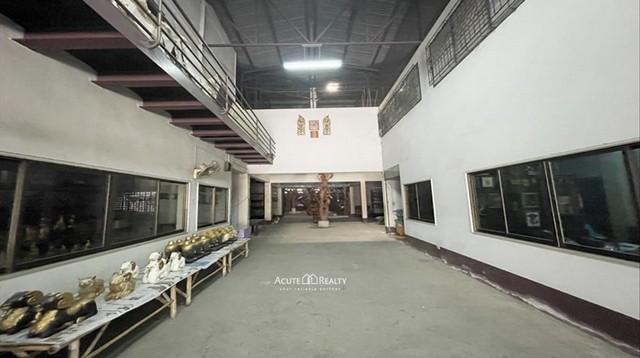 ขายโกดังพร้อมโชว์รูม จ.เชียงใหม่ ขนาดที่ดิน 420 ตร.ว.