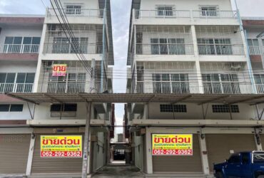 2 คูหาแปลงมุม 33 ตร.ว. 4.5 ชั้น ต่อเติมเต็มทุกชั้น แถมลิฟท์ พร้อมอยู่