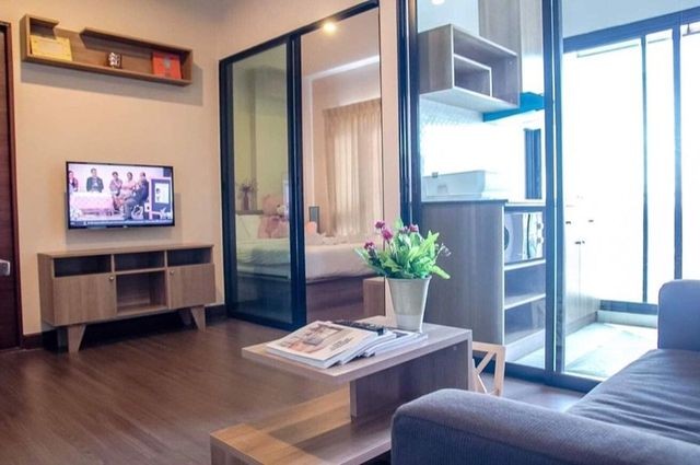 ห้องชุด Free Island Ladprao 93  Free Island Ladprao 93  10000 BAHT.  ขนาดพื้นที่ 30 SQ.M. ไม่ไกลจาก ลาดพร้าว 93 สนั่นวงการ –