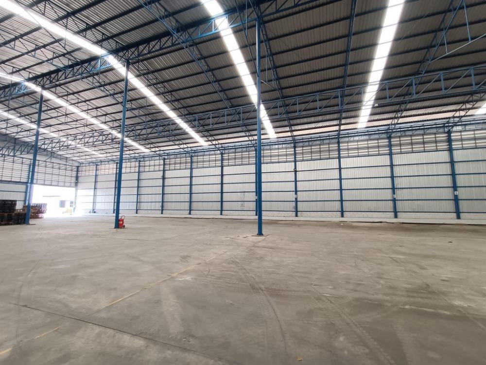 ให้เช่าอาคารโรงงาน/โกดังพื้นที่ใช้สอย 2,400ตร.ม  ผังสีม่วง ขอ ร.ง 4 ได้