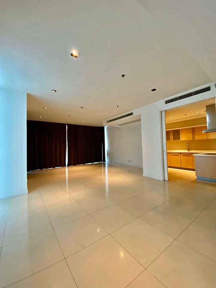 BS563 ขายลักซัวรี่คอนโด แอทธินี เรสซิเด้นซ์ Athenee Residence Luxury condo