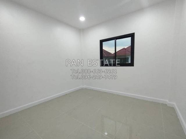 PN669HS0204 ขายบ้านแฝด สไตล์ บ้านเดี่ยว ซ.เพชรเกษม 110 บ้านรีโนเวทใหม่ พื้นที่ 35.9 ตรว สวย พร้อมอยู่