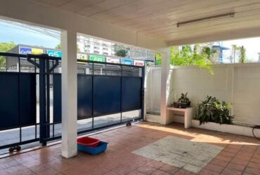 ขายบ้านเดี่ยว 2 ชั้น 72 ตรว. 9 ห้องนอน ซอยโชคชัย 4 ย่านลาดพร้าว