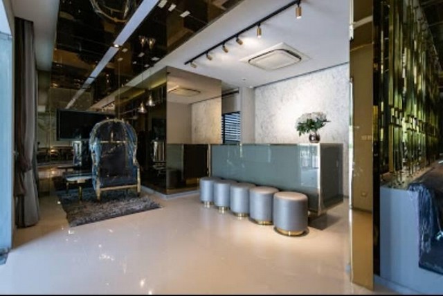 ให้เช่าพรีเมี่ยมทาวน์โฮม 2 ห้องติดกัน Pleno สุขุมวิท – บางนา กม. 7 ตกแต่งสวย เหมาะทำคลินิก ออฟฟิศ