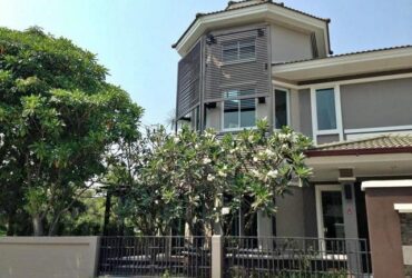 ขายบ้านเดี่ยว 2 ชั้น โครงการโกลเด้น นครา ( Golden Nakara ) ซ.อ่อนนุช 65 ย่านพระราม 9