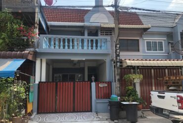 ขายทาวน์เฮ้าส์ 2 ชั้น 18 ตร.ว หมู่บ้านดวงกมล ซอยพระยาสุเรนทร์35 เขตคลองสามวา กรุงเทพมหานคร