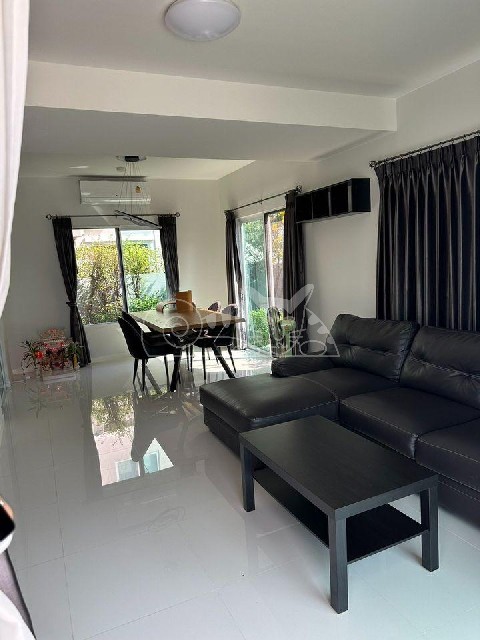 ให้เช่าบ้านแฝด  หมู่บ้าน Villaggio ประชาอุทิศ90  สุขสวัสดิ์ ราษฎร์บูรณะ พร้อมเฟอร์