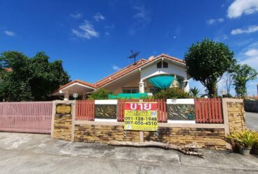 ขายบ้านเดี่ยว 80 ตร.วา. หมู่บ้านเป็นสุขเลคไซด์ ต.ศิลา อ.เมือง จ.ขอนแก่น  ZE364