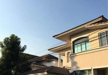 ให้เช่าบ้านเดี่ยว 2 ชั้น 83 ตร.วา 4 ห้องนอน  3 ห้องน้ำ ติดเเอร์พอร์ตลิ้งค์บ้านทับช้าง ระยะเดินใด้