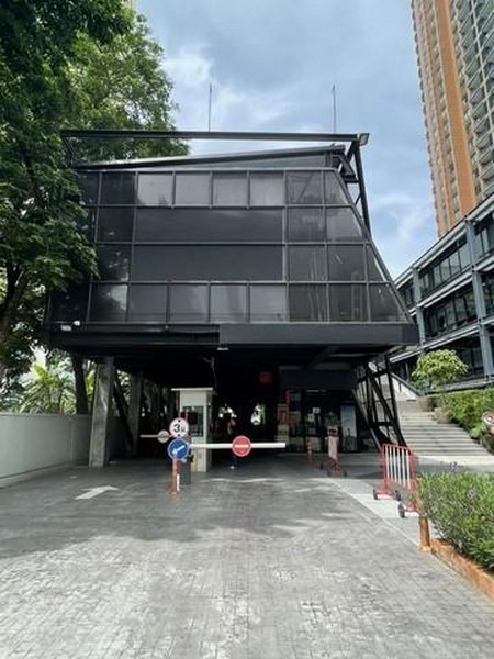ให้เช่าพื้นที่ย่านเพชรบุรี อโศก ติดถนนใหญ่ เหมาะทำคลีนิค สปา ขนส่ง ร้านคาเฟ่ ขนม