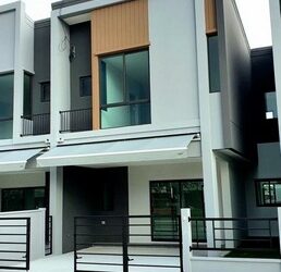 ให้เช่าทาวน์โฮม 2 ชั้น พลีโน่ สุขุมวิท-บางนา 2 บ้านใหม่ หน้าสวน ใกล้เมกะบางนา