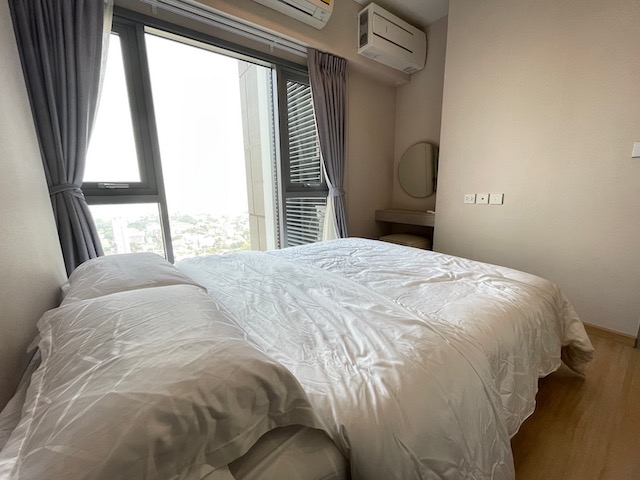 Whizdom Connect peaceful private 31st floor BTS Punnawithi