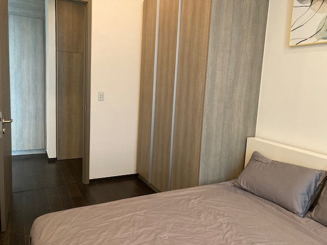 Whizdom Essence spacious nice peaceful 48th floor BTS Punnawithi