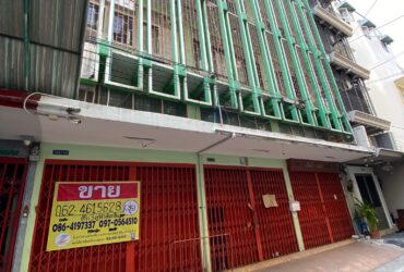 ขายอาคารพาณิชย์4.5ชั้น3คูหา เจาะทะลุกันทุกชั้น  ซอยพัฒนา ข้างรร.แมริออท ถ.สุรวงศ์ บางรักZY109