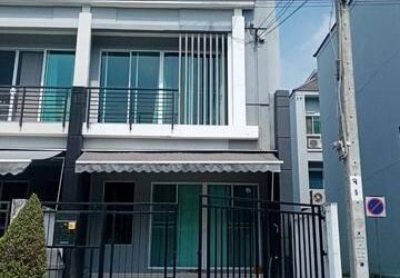 ให้เช่าทาวน์โฮม 3 ชั้น โครงการบ้านกลางเมือง ย่านรามคำแหง 39