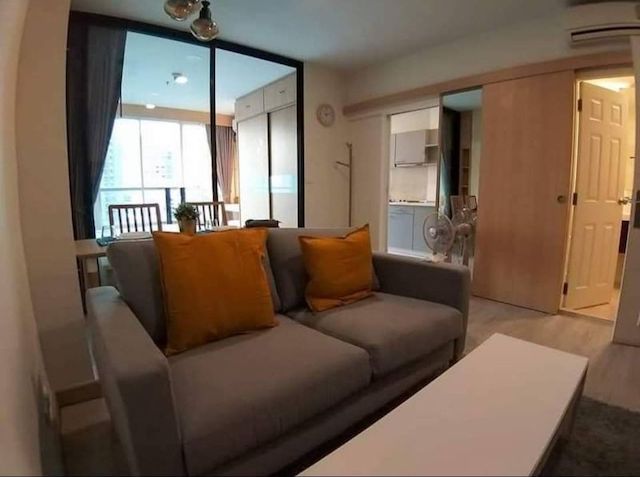 Life Sukhumvit 65 beautiful view clean spacious 10th floor BTS Ekkamai