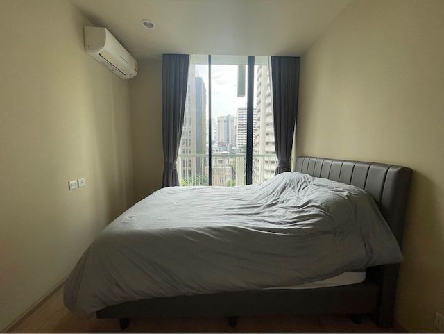 Noble Recole Sukhumvit 19 spacious private 6th floor BTS Asoke