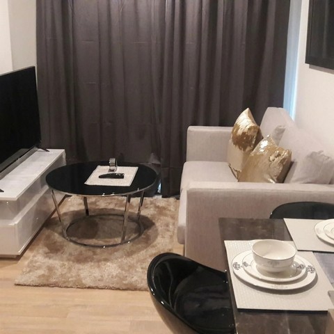 ด่วน ขายคอนโด TAKA HAUS ทากะ เฮาส์ 1นอน 1น้ำ 31ตรว. ราคาเพีบง 5.7 ล้านบาท เท่านั้น