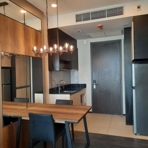 Edge Sukhumvit 23 nice clean private 10th floor BTS Asoke