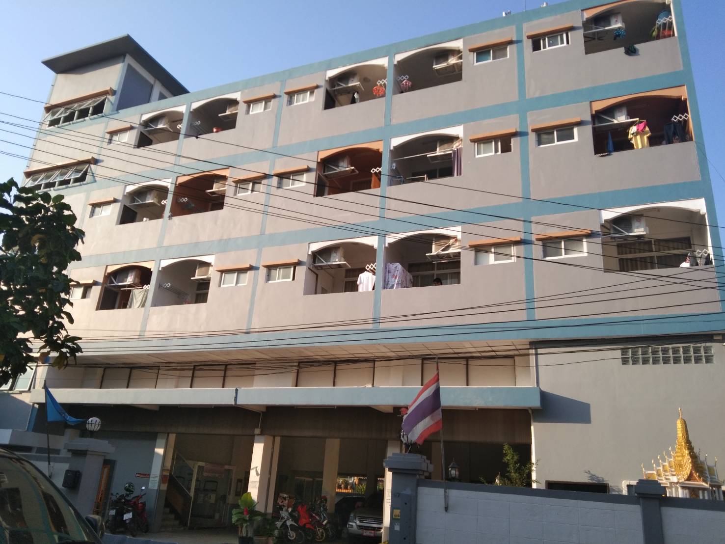 ขายอพาร์ทเม้นท์ 4 ชั้น บนถนนกัลปพฤกษ์ ซอยกำนันแม้น แขวงบางบอนเหนือ เขตบางบอน กทม.