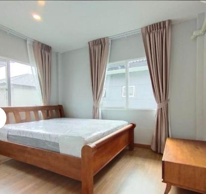 HR 5672 ให้เช่าบ้านเดี่ยว2 ชั้น เซนโทรพหล-วิภาวดี2 พื้นที่ 175ตรม มี 4 ห้องนอน 3 ห้องน้ำ