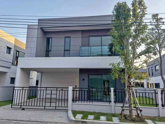 ให้เช่าบ้านเดี่ยว   เซนโทร บางนา  ใกล้โรงเรียนนานาชาติ คอนคอร์เดียน, เบิร์กลีย์, อเมริกัน ใกล้ เมกะบางนา
