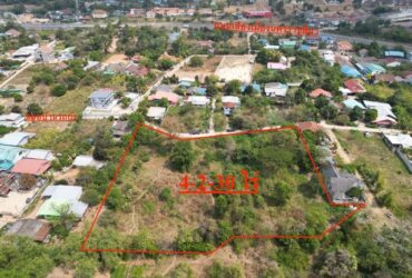 ขายที่ดิน เนื้อที่ 4-2-30 ไร่ บ้านใหม่หมู่2 ต.มะเริง อ.เมือง จ.นครราชสีมา  ZW094