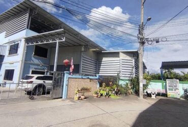 C2636 ขายด่วนโรงงานพร้อมกิจการผลิตอุปกรณ์ประดับยนต์ เนื้อที่ 2 ไร่ มีใบรง. 4 บางบัวทอง นนทบุรี