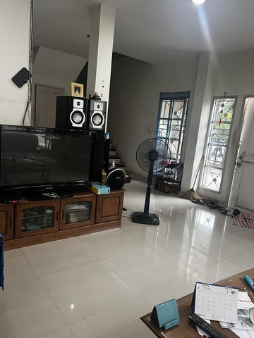 ให้เช่า บ้านกลางกรุง สาทรเหนือ-ใต้ 4 ห้องนอน 6 ห้องน้ํา 2 ห้องนั่งเล่น  ใกล้ BTS สุรศักดิ์- เซนต์หลุยส์