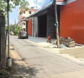 ให้เช่าโกดัง315 ตร.ม. ย่านนวมินทร์111 ใกล้โรงเรียนเลิศล้า รถใหญ่เข้า-ออกได้ หลังมุม