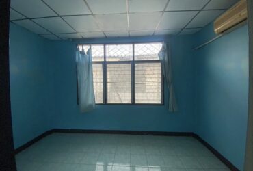 RENT ทาวเฮ้าส์ 2 ชั้น  ลาดพร้าว 101  ใกล้ห้างเดอะมอลบางกะปิ  เลียบด่วน รามอินทรา