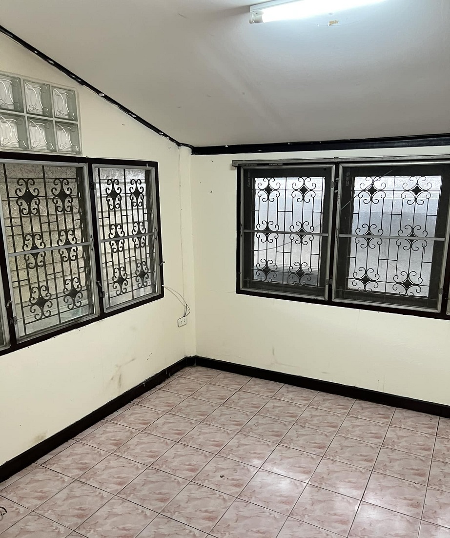 For  rent บ้านเดี่ยว ชั้นเดียว  โซนนวมินทร์  ขนาด 80 ตรว 4 ห้องนอน ใกล้เดอะมอลบางกะปิ
