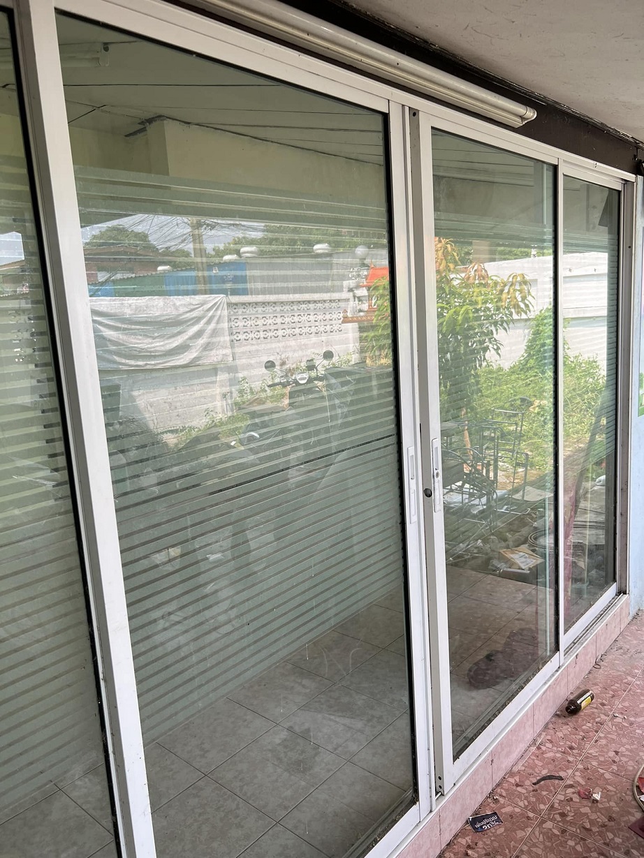 RENT บ้านเดี่ยว 1ชั้น  โซนนวมินทร์  ขนาด 80 ตรว 4 ห้องนอน Near The Mall Bangkapi
