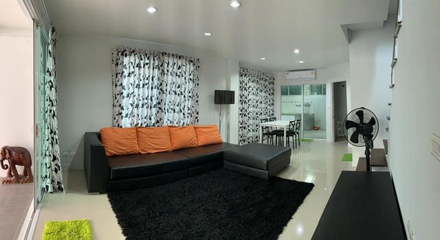 S2278 ให้เช่าและขายทาวน์โฮม 3 ชั้น โครงการทาวน์พลัสเกษตร-นวมินทร์ พร้อมเฟอร์นิเจอร์