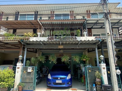 ขายด่วน! ทาวน์โฮม 3 ชั้น โครงการศุภาลัย-สวนหลวง พื้นที่ 21.9 ตร.วา เดินทางสะดวก ติดถนนเฉลิมพระเกียรติ ร.9 ราคาสุดพิเศษ!