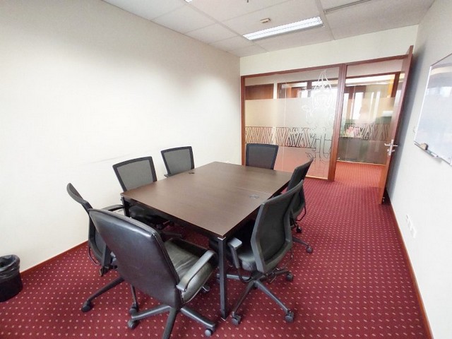 ให้เช่า Serviced Office BTS สยาม และ BTS ชิดลม  เดินทางสะดวกมาก ออฟฟิศสวย
