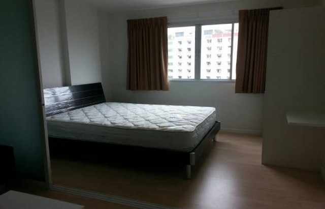 ให้เช่าดี คอนโด จรัญ-บางขุนนนท์ (D condo Charan – Bangkhunnont) บรรยากาศรีสอร์ทริมคลองบางกอกน้อย