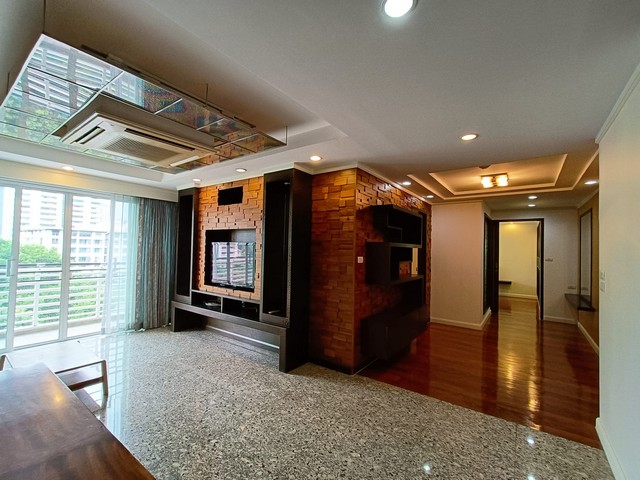 ให้เช่าคอนโด อเวนิว 61  (Avenue 61) ห้องสวย ย่านเอกมัย เฟอร์ครบ พร้อมอยู่