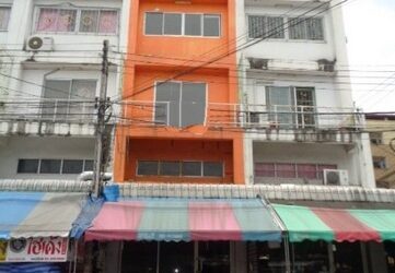ขายอาคารพาณิชย์ 4 ชั้น 1 คูหา โครงการ นวนครเลคไซด์ PSC09582