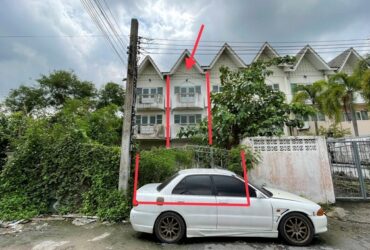 ขายทาวเฮ้าส์ หมู่บ้าน ศศิวรรณ พาร์ค  ซอย ราชพฤกษ์ 34 PKK03-04756