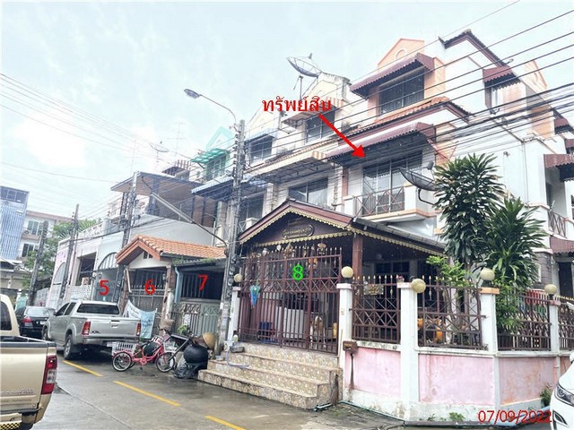ขายทาวน์เฮ้าส์ 3 ชั้น หมู่บ้าน สินทรัพย์นครการ์เด้น หนองแขม, กรุงเทพ PKK03-05459