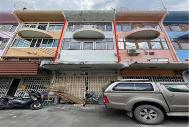 ขายอาคารพาณิชย์ 3 ชั้น หมู่บ้าน บางมด จอมทอง PKK04-06008