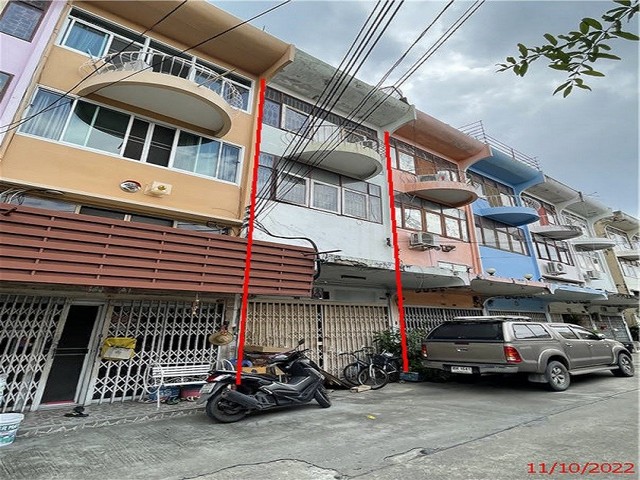 ขายอาคารพาณิชย์ 3 ชั้น หมู่บ้าน บางมด จอมทอง PKK04-06008