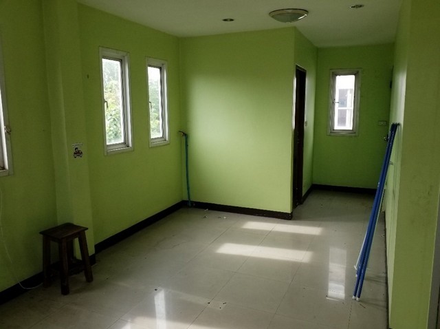 ขายอาคารพาณิชย์ 3 ชั้ั้น  โครงการ นฤภรศิริ แกลลอรี่ ลำลูกกา ปทุมธานี PSC11671